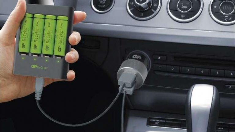 bästa batteriladdaren aa